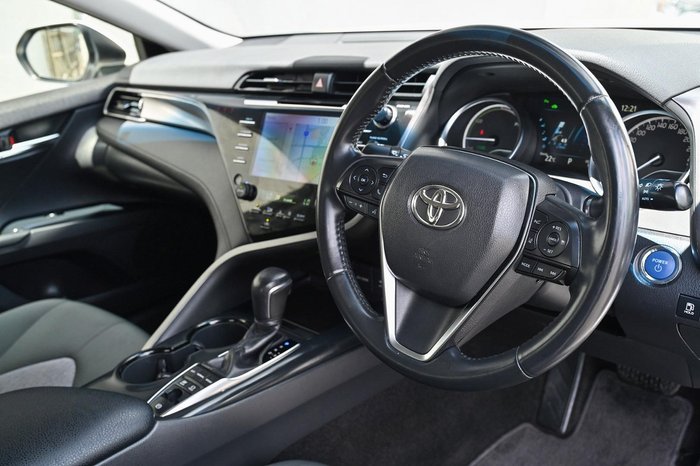 2020 Toyota Camry Ascent Sport AXVH70R Frosted White