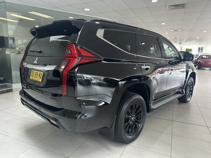 2022 Mitsubishi Pajero Sport GSR