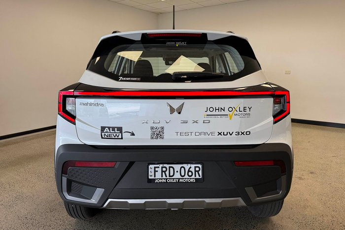 2025 Mahindra XUV3XO AX5L