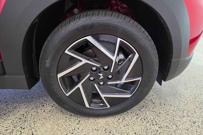 2025 Mahindra XUV3XO AX7L