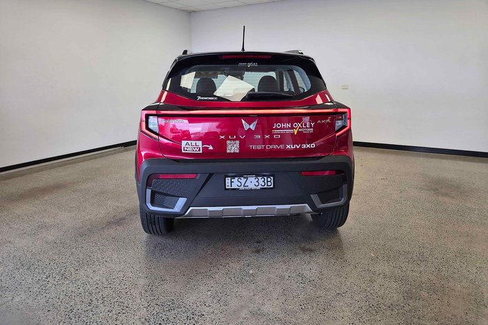 2025 Mahindra XUV3XO AX7L