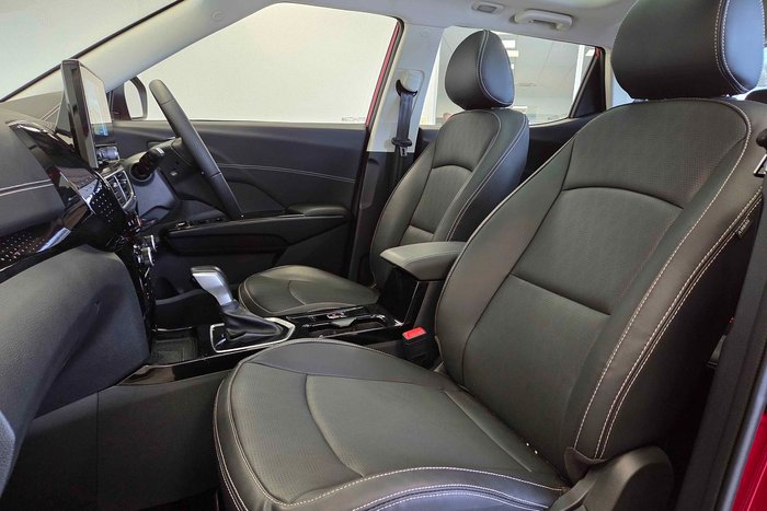 2025 Mahindra XUV3XO AX7L