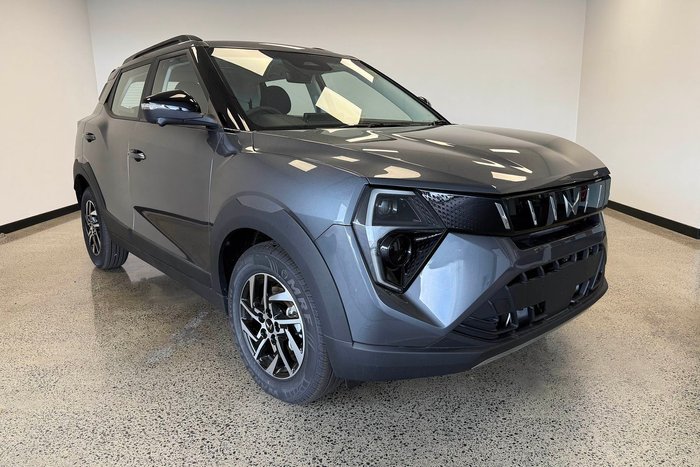 2025 Mahindra XUV3XO