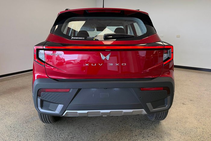 2025 Mahindra XUV3XO AX5L