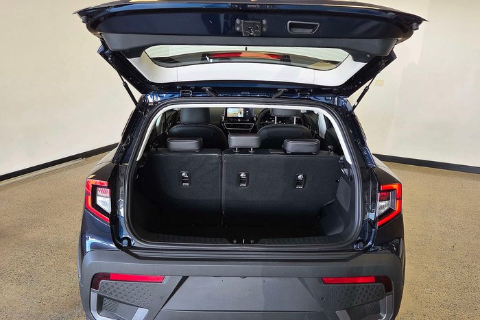 2025 Mahindra XUV3XO AX7L