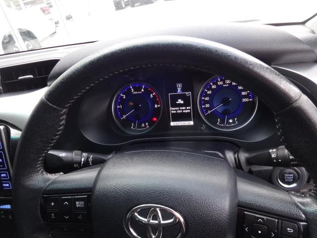 2015 Toyota Hilux SR5