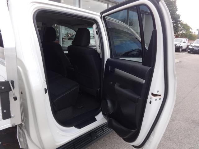 2015 Toyota Hilux SR5