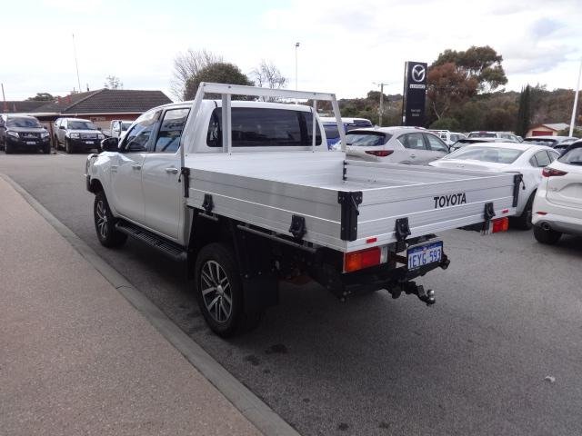 2015 Toyota Hilux SR5