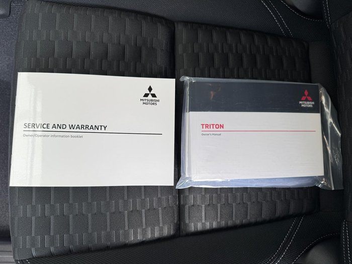 2025 Mitsubishi Triton GLX-R