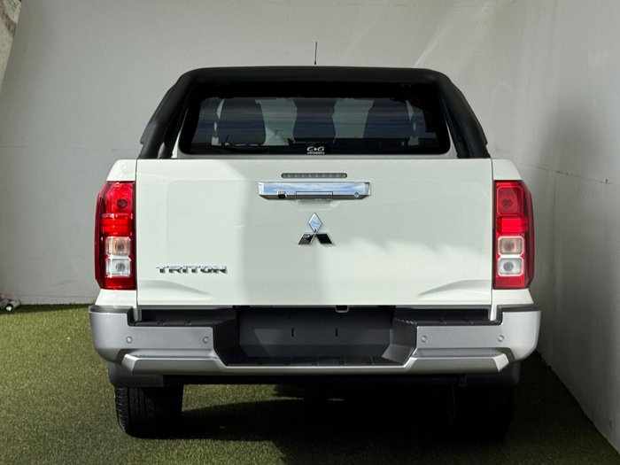 2025 Mitsubishi Triton GLX-R