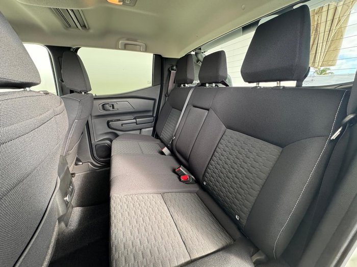 2025 Mitsubishi Triton GLX-R