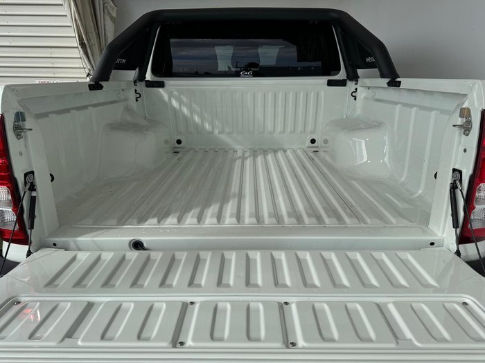 2025 Mitsubishi Triton GLX-R