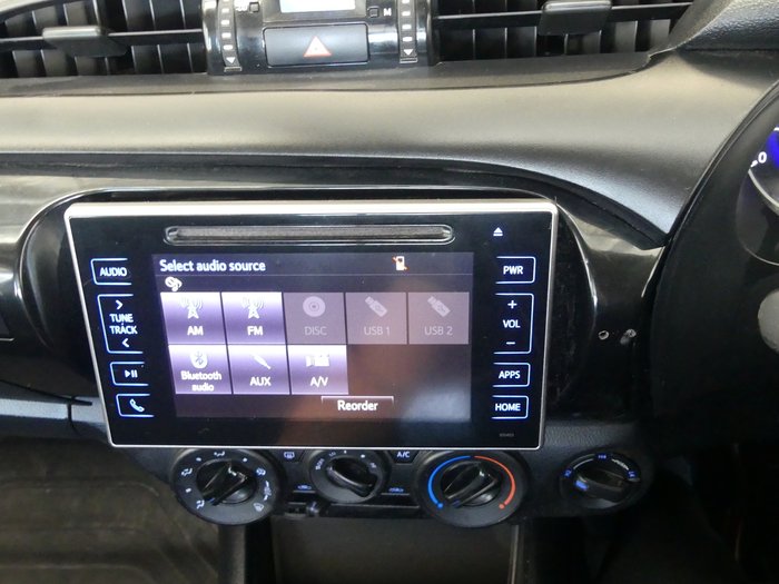 2020 Toyota Hilux SR