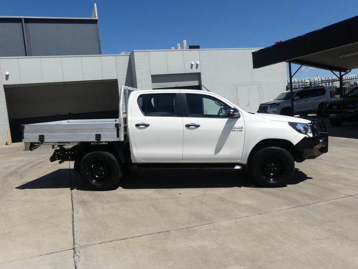 2020 Toyota Hilux SR