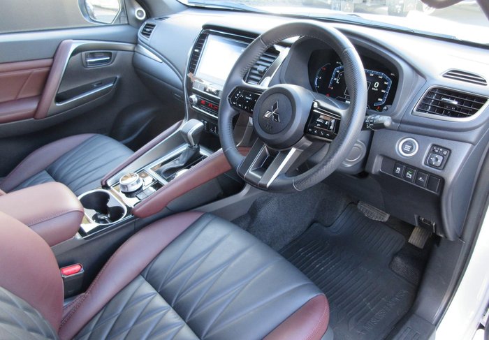 2024 Mitsubishi Pajero Sport GSR