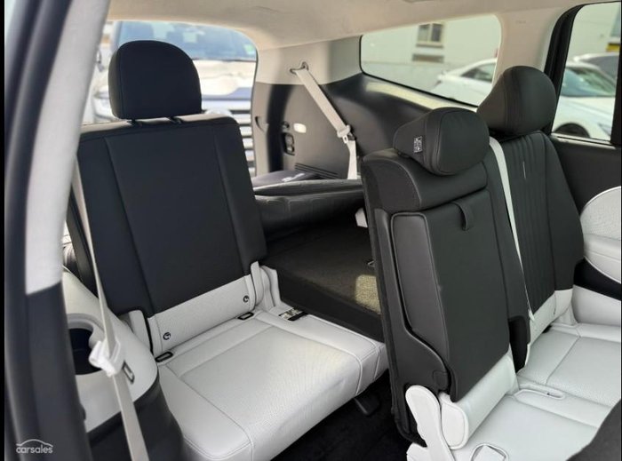 2025 Hyundai IONIQ 9 Calligraphy