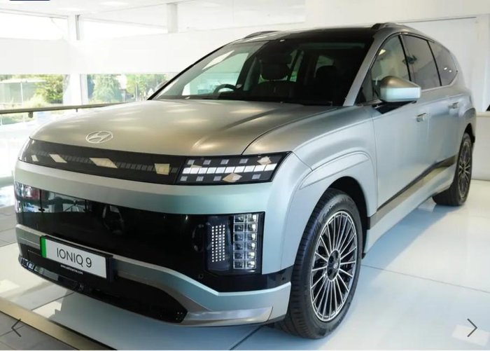 2025 Hyundai IONIQ 9 Calligraphy