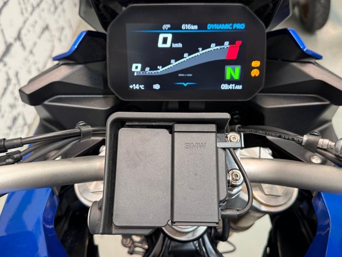 2025 BMW F 900 XR Sport F 900 Blue