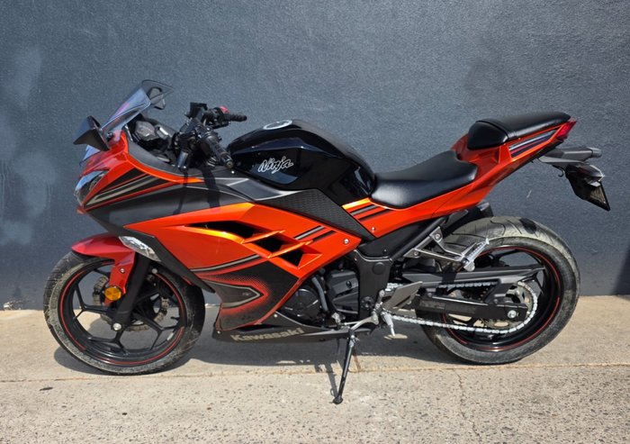 2014 Kawasaki NINJA 300 ABS BLACK