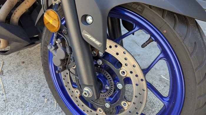Yamaha 2016 YAMAHA 320CC MT03LAG DEEP PURPLISH BLUE METALIC C