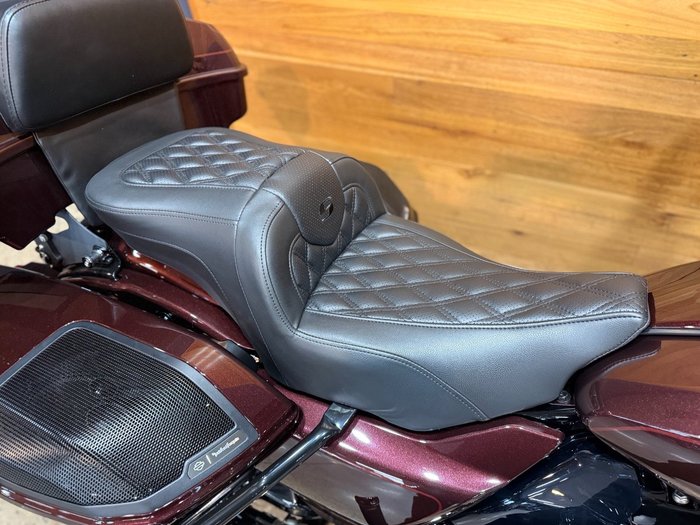 2024 Harley-davidson FLTRXSE CVO ROAD GLIDE (121) Maroon
