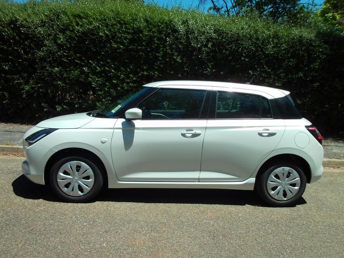 2025 Suzuki Swift Hybrid