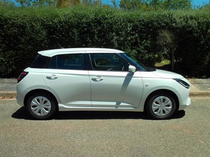 2025 Suzuki Swift Hybrid