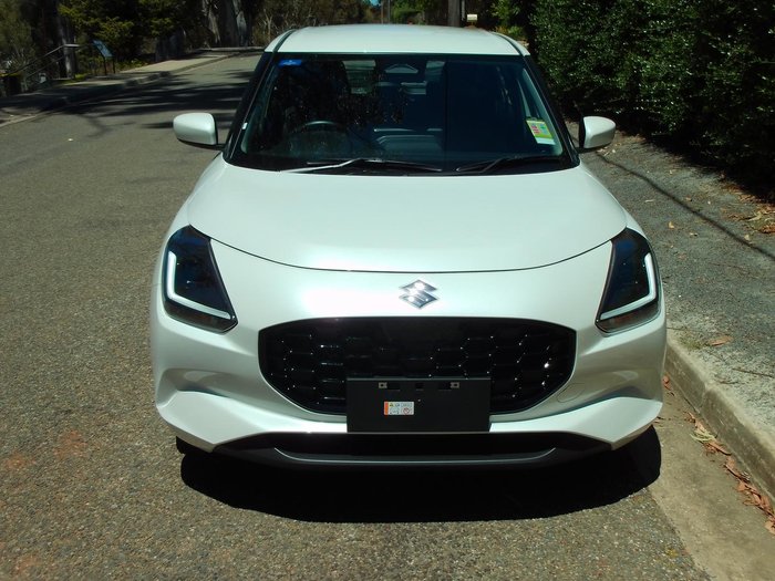 2025 Suzuki Swift Hybrid