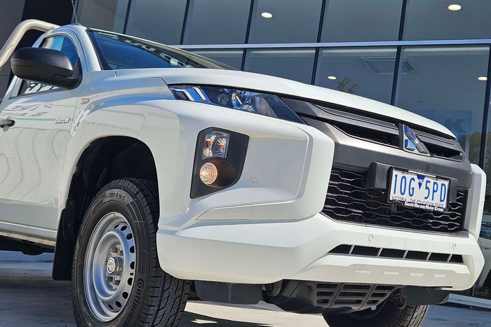 2018 Mitsubishi Triton GLX