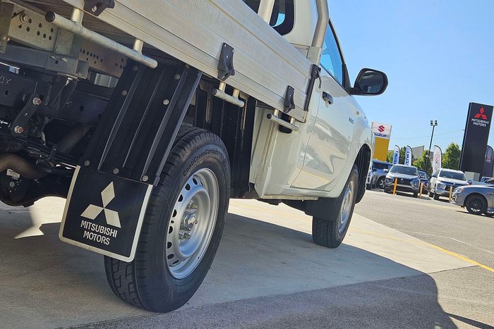 2018 Mitsubishi Triton GLX