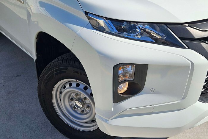 2018 Mitsubishi Triton GLX