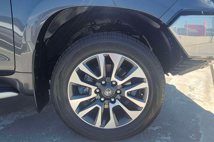 2021 Toyota Landcruiser Prado VX