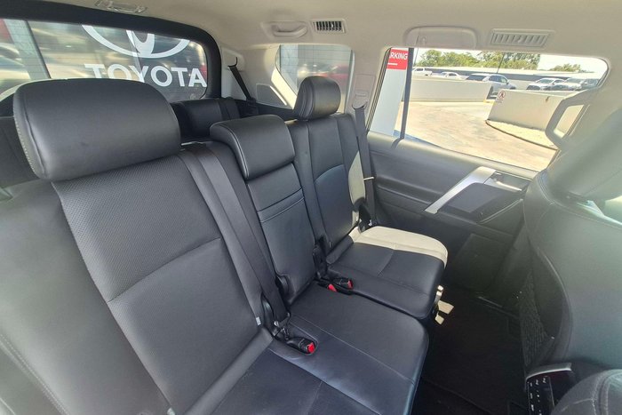 2021 Toyota Landcruiser Prado VX