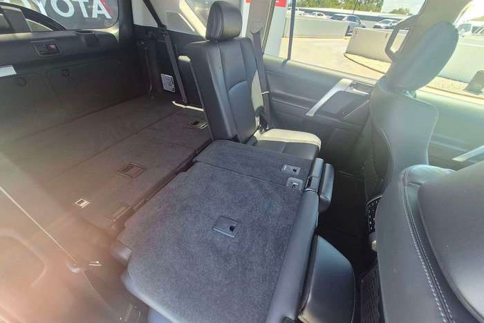 2021 Toyota Landcruiser Prado VX