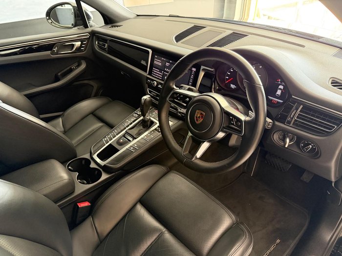 2019 Porsche Macan S