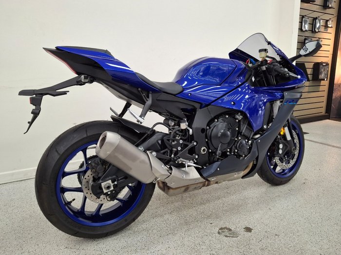 2023 YAMAHA YZF-R1 Blue