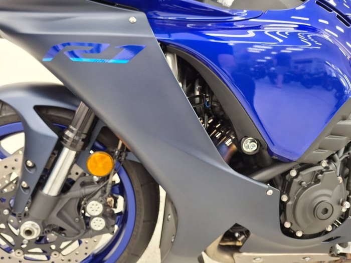 2023 YAMAHA YZF-R1 Blue