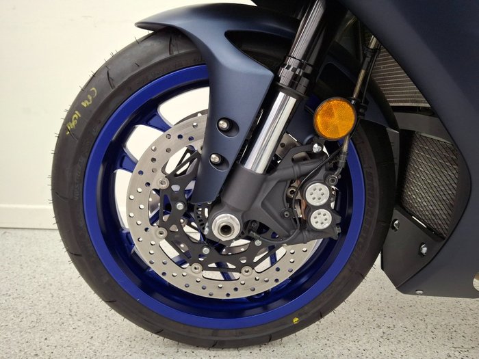 2023 YAMAHA YZF-R1 Blue