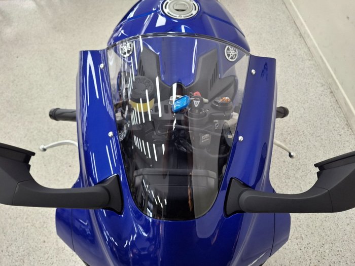 2023 YAMAHA YZF-R1 Blue
