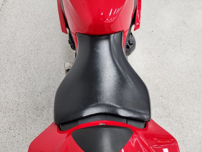 2013 Honda CBR1000RR (FIREBLADE) Red