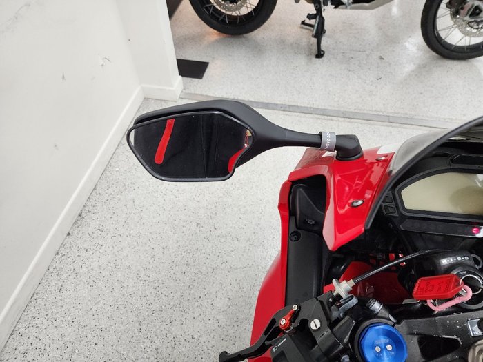 2013 Honda CBR1000RR (FIREBLADE) Red