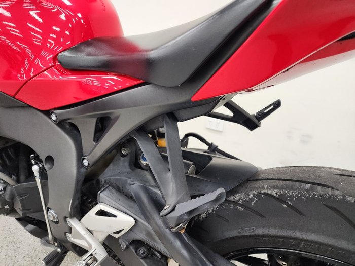 2013 Honda CBR1000RR (FIREBLADE) Red