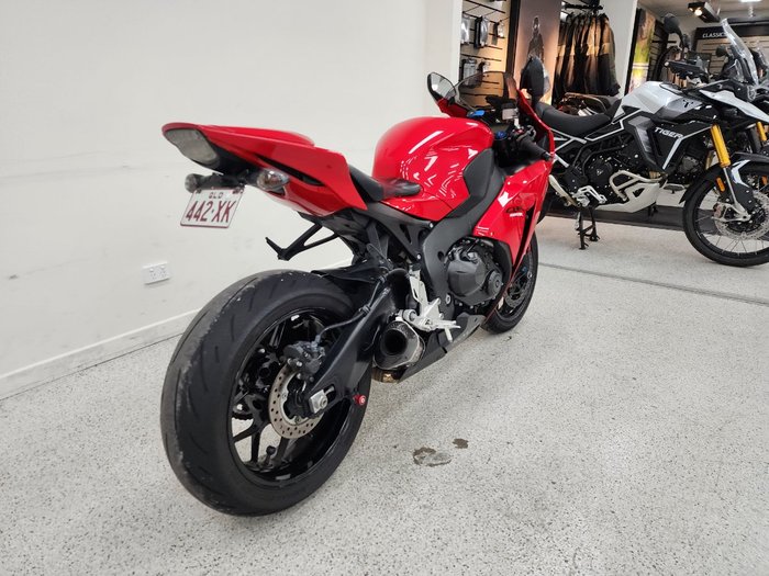2013 Honda CBR1000RR (FIREBLADE) Red