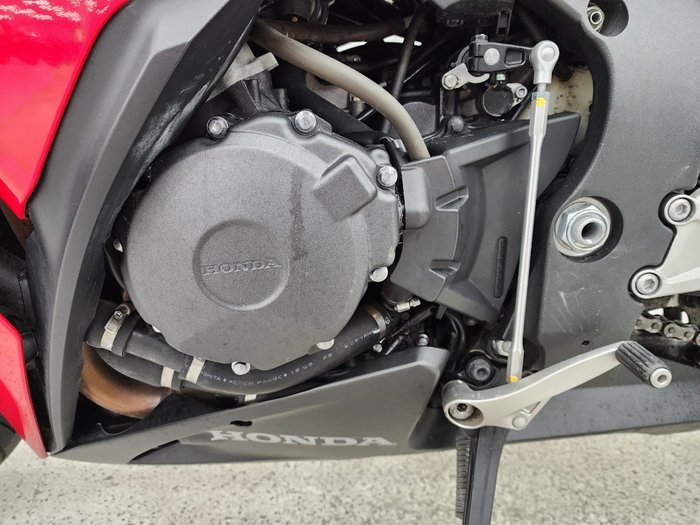 2013 Honda CBR1000RR (FIREBLADE) Red
