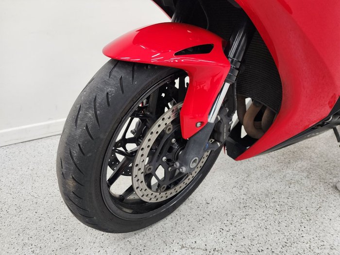2013 Honda CBR1000RR (FIREBLADE) Red