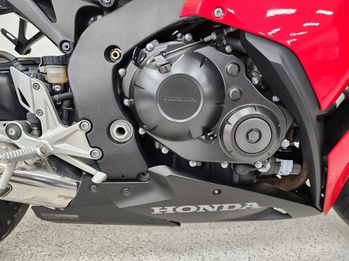 2013 Honda CBR1000RR (FIREBLADE) Red