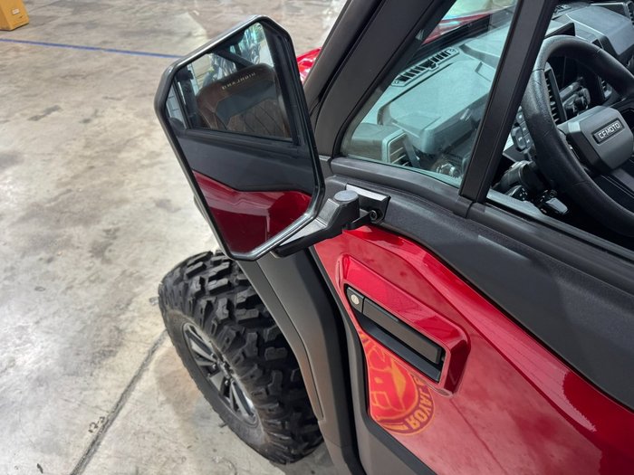 2025 CFMOTO UFORCE U10 PRO HIGHLAND RED