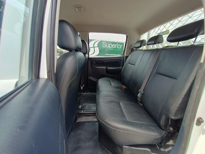 2014 Toyota Hilux Workmate TGN16R MY14 4x2 Glacier White