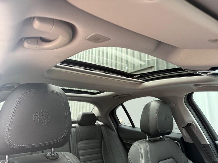 2021 Alfa Romeo Giulia Sport Series 2 MY21 Alfa Red