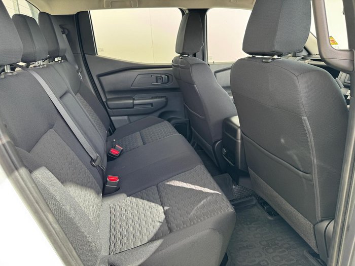 2024 Mitsubishi Triton GLX